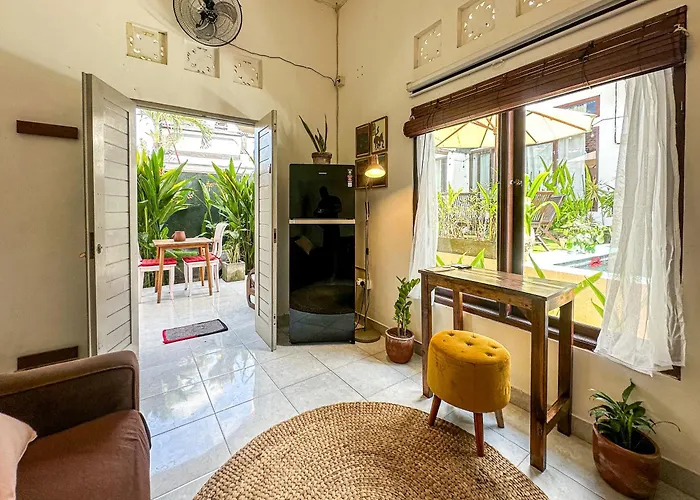 1br With Shared Pool And Fitness, Private Garden And Kitchen In アパート
